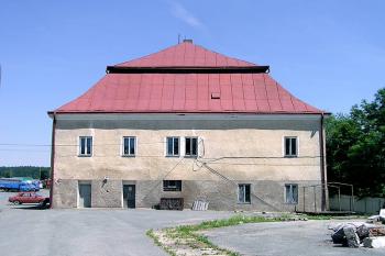Západní pohled ( © Luděk Pitter 06/2005)