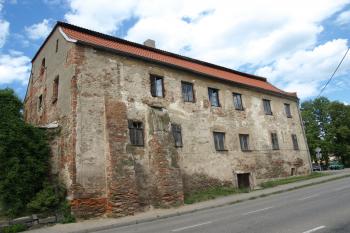 bývalá tvrz v Domašíně ( © Milan Caha 06/2009)
