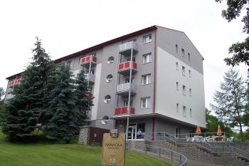 Slatinice - lázně - budova Hanačka (© Ivo Rozehnal, 06/2011)