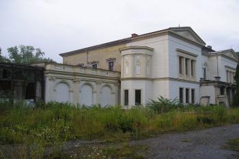 pohled od cesty (© egon wiesner 07/2006)