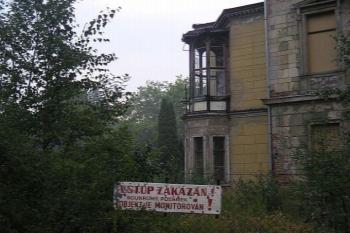 zámek je hlídán :-) (© egon wiesner 07/2006)