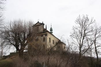 Kostel od severu ( © Ivan Grisa 04/2010)