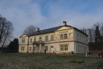 jižní strana zámku (© D Dohňanský, 02/2018)