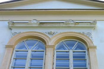 Detail zámeckého okna ( © Pavel Vítek 06/2006)