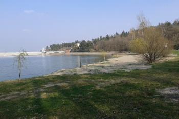 Plumlovská přehrada - pláž U vrbiček doznala radikálních změn  (© Ivo Rozehnal, 03/2014)