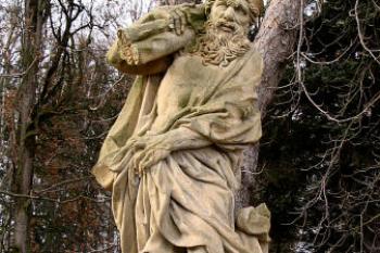 Socha zakladatele Josefa II. ( © Pavel Zany Komárek 13.2. 2005)