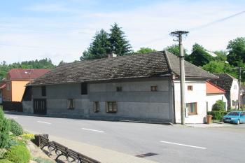 čp.23 ,druhé možné místo tvrze (© D Dohňanský, 06/2015)