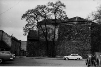 Bašta u divadla v původní podobě (© ??? 1970)