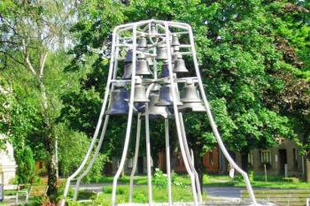  22 zvonů brodecké zvonkohry ( © Ondřej Štěpánek 06/2006)