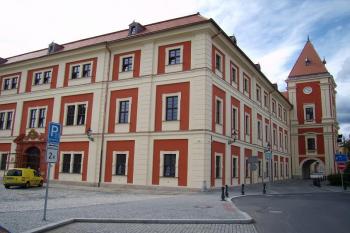 nová fasáda zámku (© Petr Pospíšil, 08/2014)