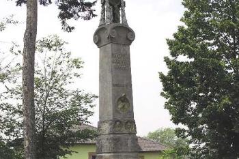 celkový pohled na památník (© Jan P. Štěpánek 06/2006)