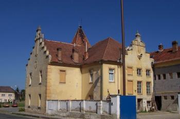 Kostelec na Hané-radnice (© Ivo Rozehnal 06/2006)