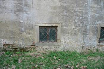 detail okenního ostění (© D Dohňanský, 04/2014)