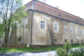 severovýchodní část zámku ( © Pavel Vítek 07/2006)