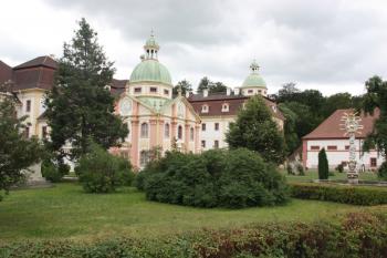 Konvent od severozápadu ( © Ivan Grisa 07/2011)