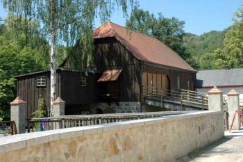 Klášterní pila ( © Aleš Marek 07/2006)