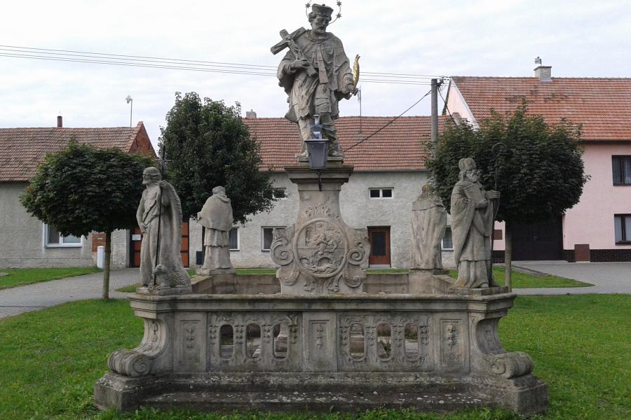 sousoší sv. Jana Nepomuckého