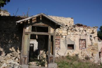 Severovýchodní nároží zámku ( © Ivan Grisa 08/2009)