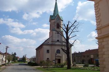 Čehovice - kostel sv.Prokopa (© Ivo Rozehnal, 04/2011)