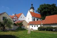 klášter augustiniánů s kostelem Navštívení Panny Marie