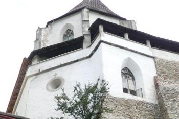 detail presbyteriální části kaple přistavěné na městské hradby ( © Jan P. Štěpánek 09/2009)
