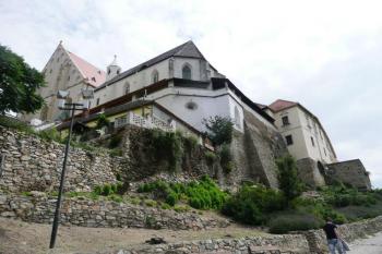 závěr kaple sv. Václava v nároží městských hradeb ( © Jan P. Štěpánek 07/2009)