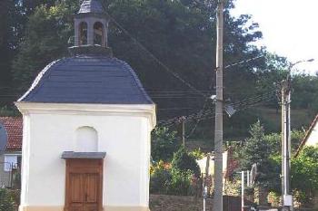 kaple sv. Urbana od jihu ( © Ondřej Štěpánek 07/2006)