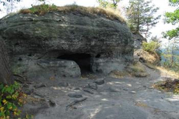 Tesaná místnost ( © Jiří Čížek 07/2006)