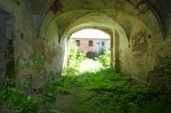 klášter Pivoň (© Vlastislav Mareček, 06/2016)