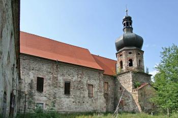 Klášterní kostel ( © Luděk Pitter 06/2006)