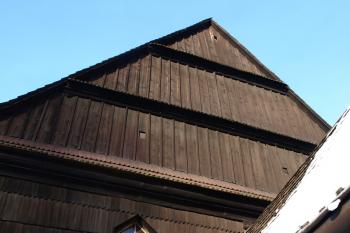 štít lodi ( © Milan Caha 01/2009)