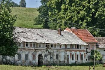 Východní průčelí ( © Luděk Pitter 07/2006)