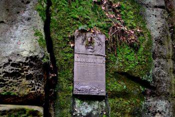 pamětní deska Ladislava Lise (© Daniel Šmidrkal, 11/2014)