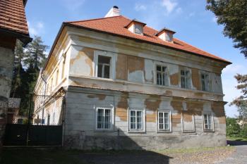 Východní průčelí ( © Ivan Grisa 09/2009)