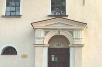 Kostel Všech svatých. (© Štěpán Kučera 05/2006)