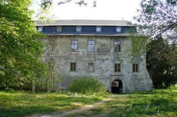 Třebešice - severní křídlo (© Pavel Jarý,  29.04.2007)
