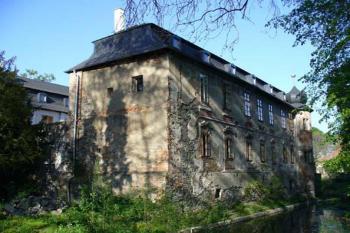 Třebešice - pohled od jihozápadu (© Pavel Jarý,  29.04.2007)
