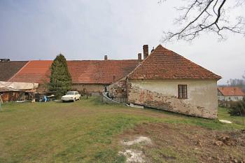 Pohled od západu ( © Luděk Pitter 03/2007)