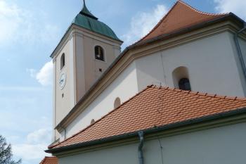 kostel Nejsvětější Trojice (© František Kinař, 08/2014)
