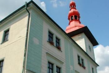 Radnice ze strany ( © Aleš Marek 08/2006)