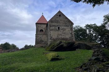 Kostel sv. Bonifáce  (© Jiří Čížek 09/2022)