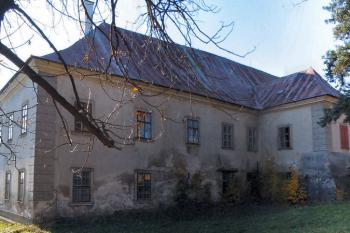 pohled od severovýchodu ( © Pavel Zany Komárek 29.10. 2005)