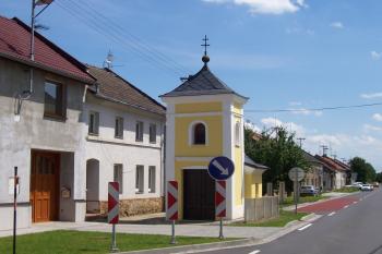 Hablov - kaple - po rekonstrukci zmizel původní kříž (© Ivo Rozehnal, 06/2012)