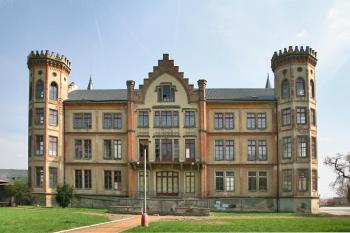 Zahradní průčlí ( © Luděk Pitter 04/2006)