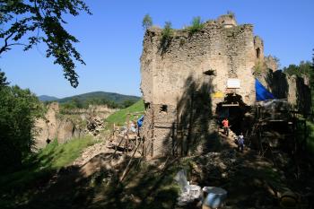 vstup do hradu (© Stanislav Drda 08/2010)