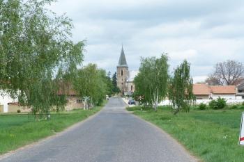  kostel Nanebevzetí P. Marie (© František Kinař, 05/2012)