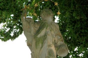 Socha Sv. Jana Nepomuckého ( © Aleš Marek 08/2006)