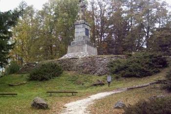 Pomník Jana Sladkého-Koziny na Hrádku (© Dita Kacerovská 08/2006)