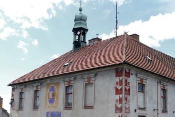 Purkmistrovský dům připomíná zámeček (© Jiří Cukr, 08/2010)