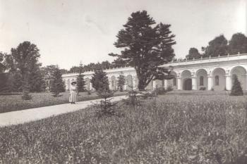Kroměříž - Květná zahrada na počátku 20.století na fotografii neznámého autora (soukr.sbírka IvoR) (© ???)